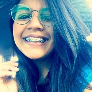 Meet your Posher, Veronica